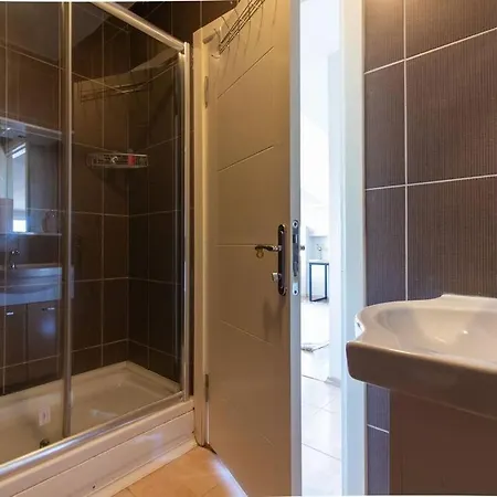 Charming 2br Panoramic Views Penthouse In Maltepe * اسطنبول