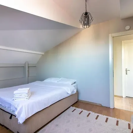 Charming 2br Panoramic Views Penthouse In Maltepe * Стамбул